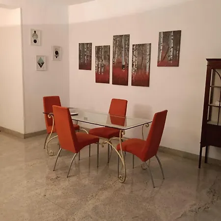 Pane & Pomodoro Roomy Flat * Bari