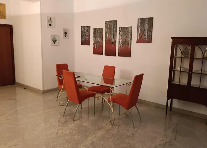 Pane & Pomodoro Roomy Flat * Bari